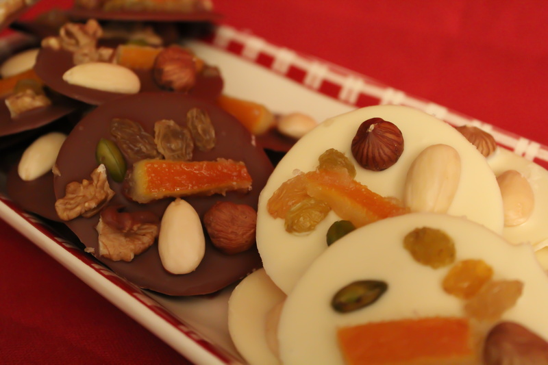 asian food, tray, crockery, seafood, indoors, chinese food, wellbeing, chocolate, table, still life, variation, beggars, japanese food, ready-to-eat, close-up