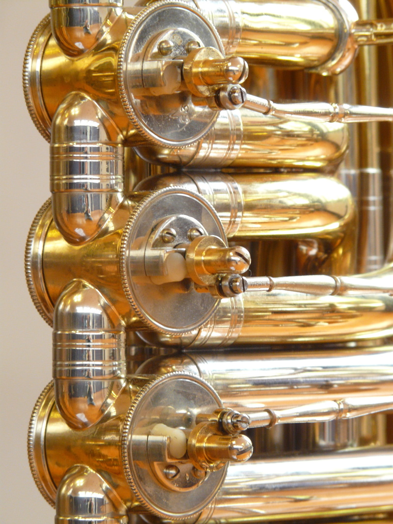 play, tuba, gold, gloss, stimmzug, collection, food and drink, gold colored, valves, blowers, rotary valves, musical instrument, transparent, wind instrument