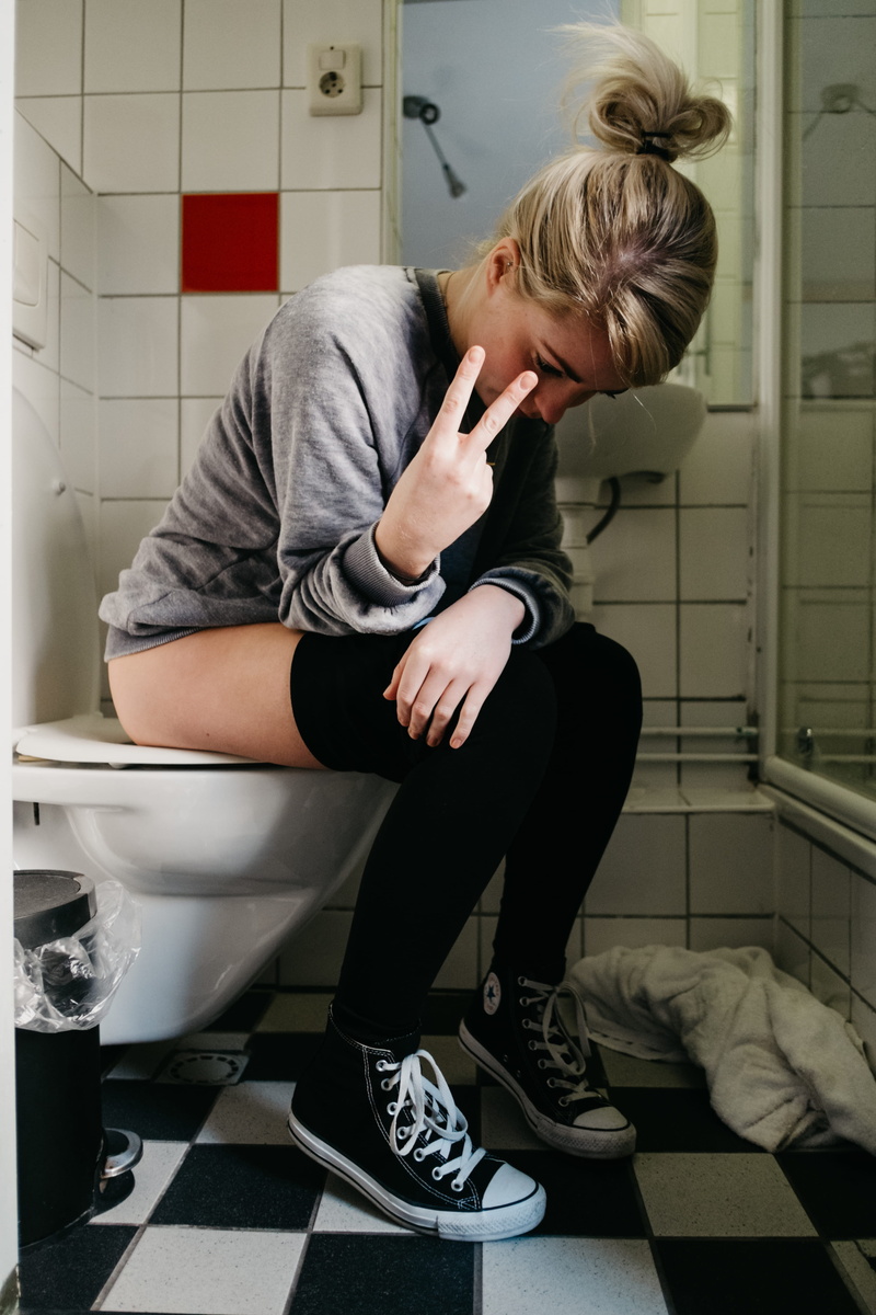 4K, indoors, real people, tile, full length, young women, bathroom, toilet, domestic room, blond hair, girl, amsterdam, one person, home, lifestyles, flooring