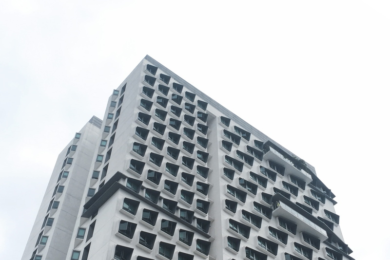 city, building exterior, nature, cinnamon college, copy space, day, architecture, sky, minimal, office, college, clear sky, apartment, low angle view, singapore