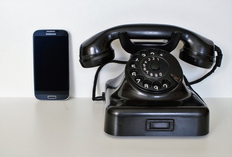single object, surface, number, old-fashioned, telephone line, telephone, wireless technology, landline phone, retro styled, mobile, bakelite, rotary phone