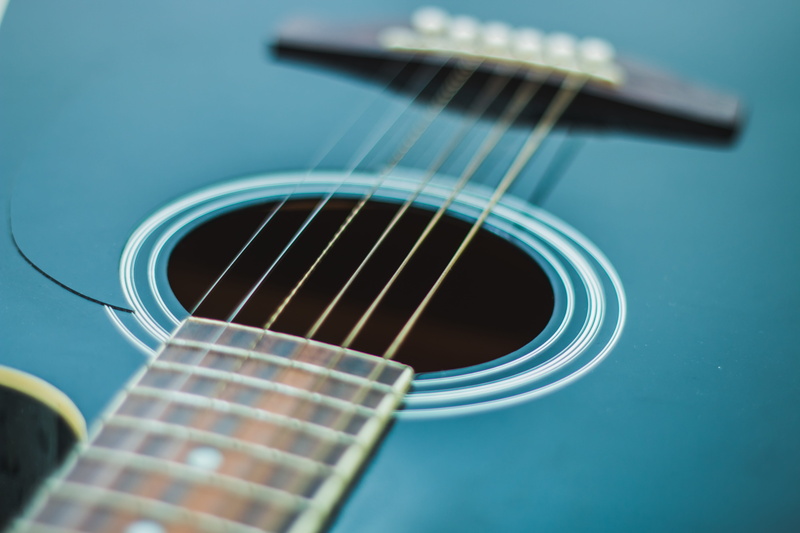 still life, colored background, concert, 5K, musical, acoustic, musical equipment, equipment, string, focus, no people, wood - Material, wooden, entertainment