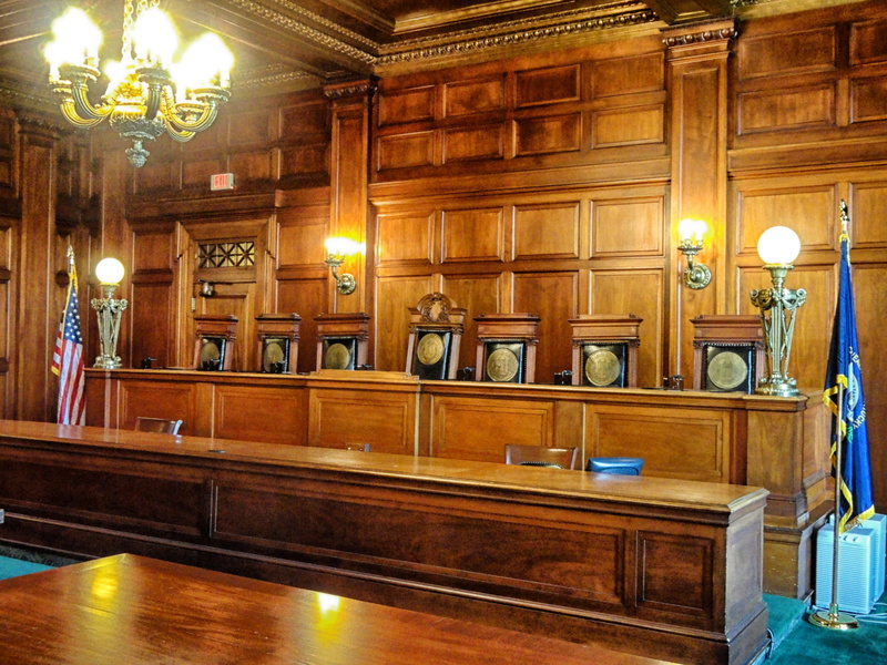 architecture, public domain, frankfort, building, built structure, courtroom, court, architecture And Buildings, seat, table, luxury, Interior, electric lamp