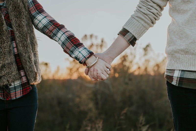 adult, hand, human Hand, bonding, couple - Relationship, day, colored, caucasian Ethnicity, positive emotion, nature, outdoors, togetherness, males, casual Clothing