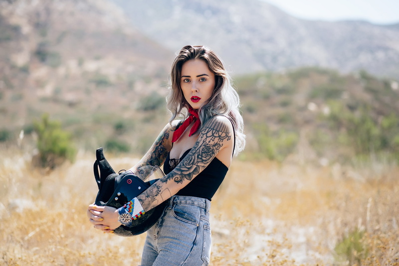 outdoors, three quarter length, real people, red lipstick, beauty, women, lifestyles, model, hairstyle, leisure activity, land, beautiful woman, fashion