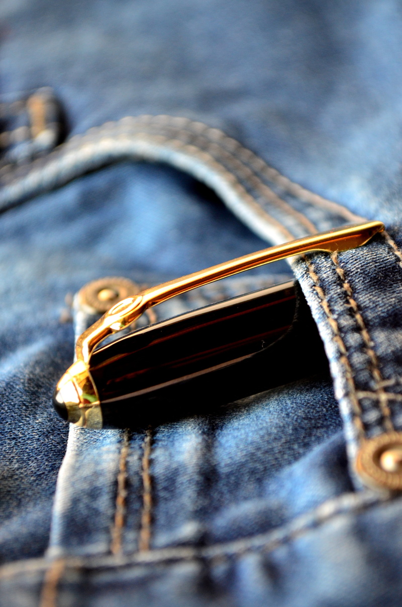 indigo, high angle view, personal accessory, close-up, pocket, stitch, metal, pen, garment, still life, string, textile, focus on foreground, seam, fiber