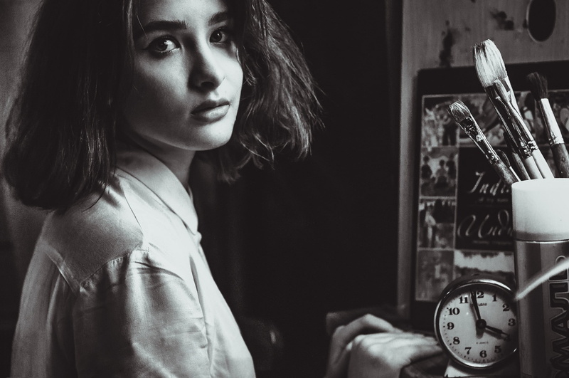 women, 1080P, monochrome, looking over shoulder, momorozov, paintbrushes, clocks