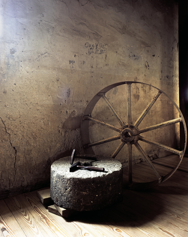 table, history, antique, mood, Mill, old-fashioned, still life, metal, natchez, day, mississippi, flooring, united states, old, wall, stone, carol m highsmith