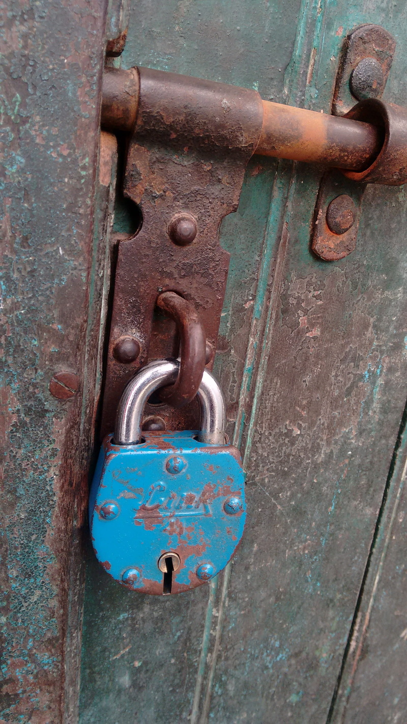 prison, no people, help, serious, prisoner, locked, lone, keyhole, sadness, weathered, entrance, jail, wood - material, waiting, 2K, face, padlock, cage