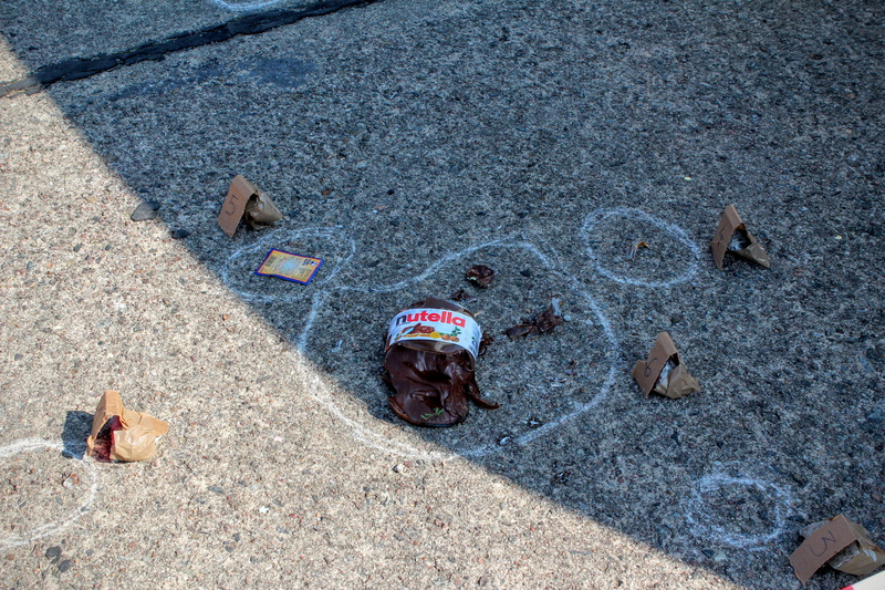 outdoors, no people, nutella, jar, gray, crime, criminal case, discovery, toy, street, surface, sunlight, 5K, land vehicle, footpath, day, investigations