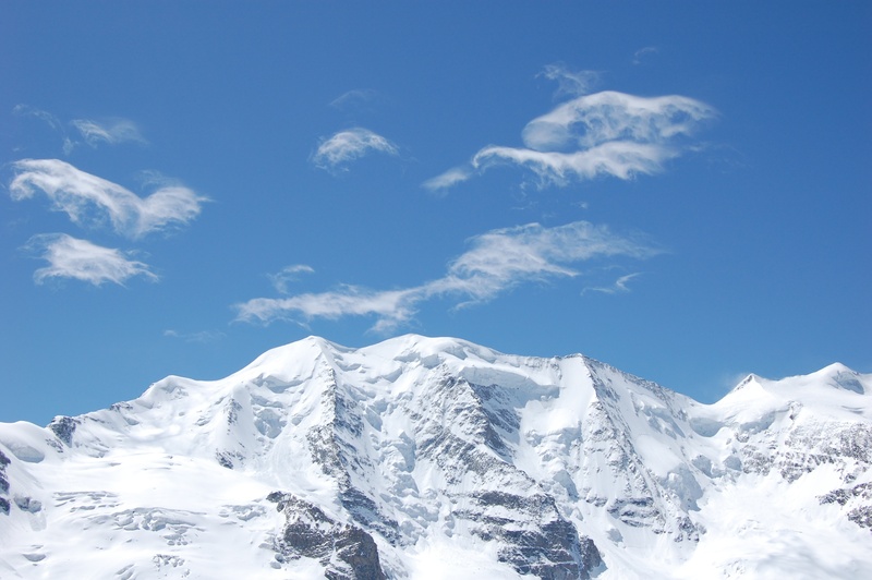 environment, beauty in nature, cold temperature, 2K, non-urban scene, nature, tranquil scene, day, mountain, alpine, bright, snowcapped mountain, mountain peak