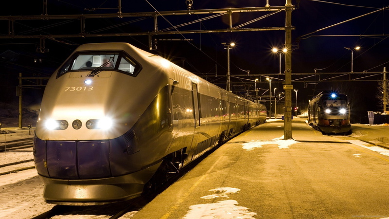 railroad station platform, transportation, stationary, train - vehicle, estacion, public transportation, rail transportation, velocidad, tren, no people
