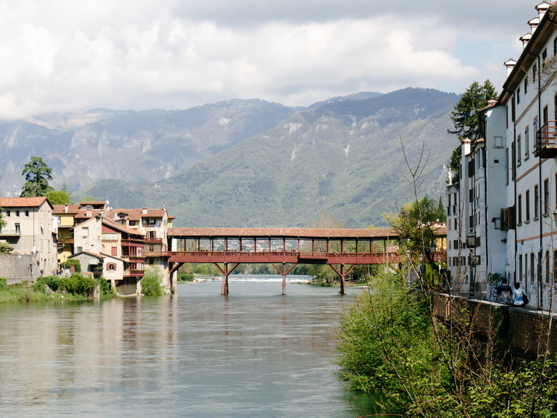 tree, italia, nature, beauty in nature, visinting, architecture, veneto, bassano del grappa, plant, cloud - sky, bridge, venice, building, italy, bassano