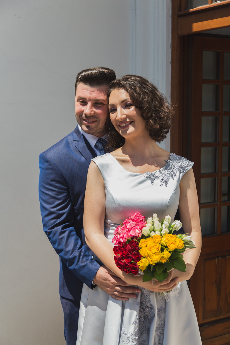 bride, flower, boy, flowering plant, girl, positive emotion, fullframe, bonding, real people, bouquet, couple - relationship, couple, plant, wife, flower arrangement