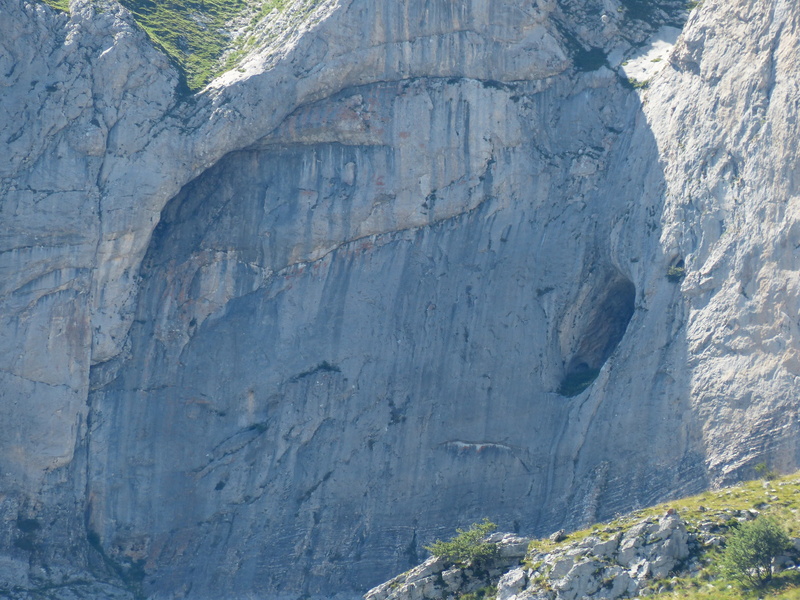 mountain, rock face, mountains, rough, alpine, day, rock, outdoors, climbing area, formation, no people, grande traversata delle alpi, nature, geology