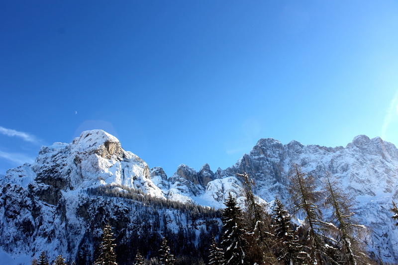 italy, blue sky, tranquil scene, mountain range, winter, mountain, cold temperature, 2K, snow, sky, snowcapped mountain, plant, scenics - nature, alleghe