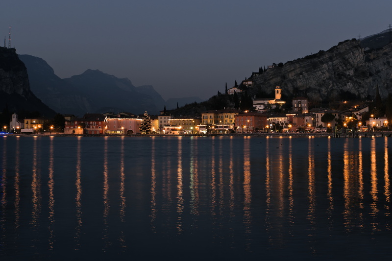 4K, Torbole, mountains, night, Garda Lake, lake, Italy, fog. Chirstmas, chapel