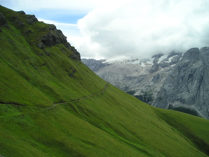 no people, beauty in nature, formation, mountain peak, singletrail, nature, cloudiness, bindelweg, non-urban scene, day, scenics - nature, landscape, marmolada north wall