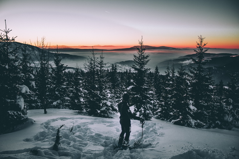 beauty In Nature, land, mountain, 5K, scenics, adventure, hill, dusk, snow, winter, sky, season, leisure activity, sunset, morning, extreme Sports, men