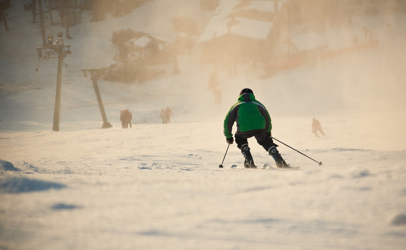 rear view, mountain, winter sport, covering, land, Skiing, leisure activity, warm clothing, lifestyles, men, winter, full length, walking, Sports, sport