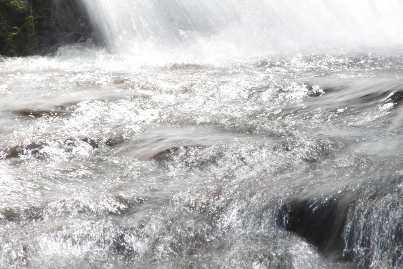 flowing water, day, aquatic sport, splashing, flowing, sport, cascata, water, no people, motion, sea, 5K, power, marine, power in nature, outdoors, beauty in nature
