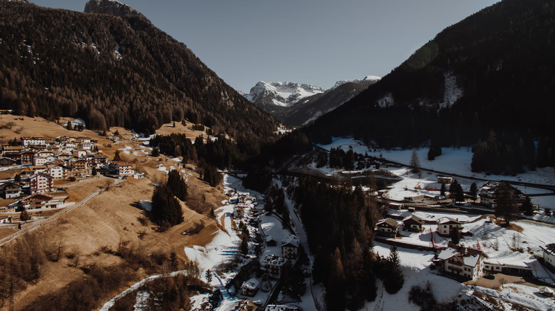 frozen, 4K, tranquility, houses, brown, mountain range, architecture, snow, mountains, italy, sky, colors, scenics - nature, road, drone, outdoor, building exterior