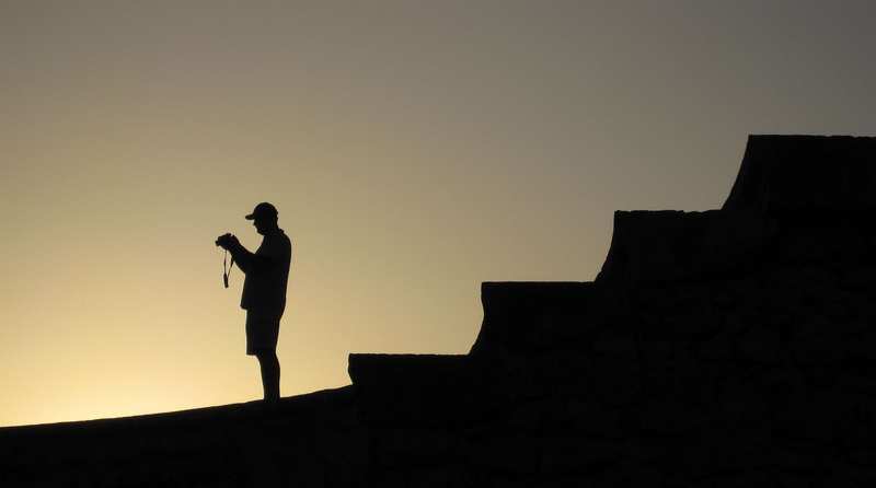 men, leasure, holding, silhouette, built structure, leisure activity, lifestyles, 2K, clear sky, architecture, sunset, nature, photographer, side view