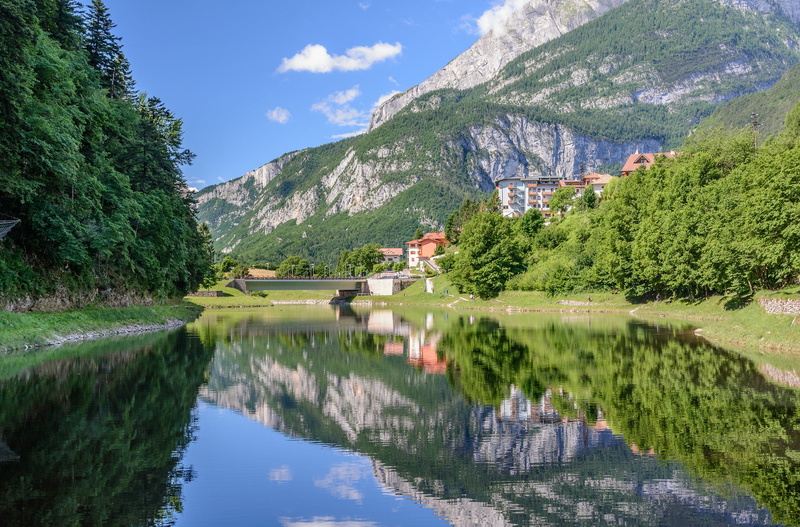 beauty in nature, outdoors, bridge, Dolomites, building, plant, growth, architecture, Trento, mountain range, lake, brown, Italy, sky, The Dolomites, Lake Molveno