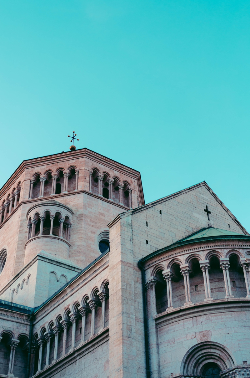 blue, metropolis, cathedral, 4K, copy space, low angle view, spire, belief, place of worship, day, outdoors, city, the past, steeple, church, trento, religion