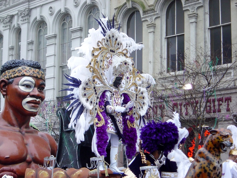 representation, new orleans, sculpture, gras, city, festival, costume, road, day, built structure, king, mardi gras, feathers, art and craft, real people