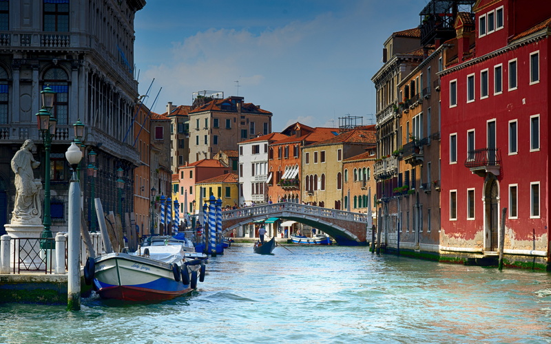 gondolas, 4K, river, Download 3840x2400 Italy, venice backgrounds, italy