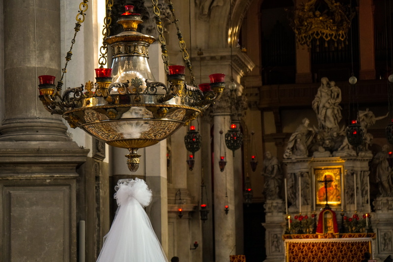 architecture, travel, statue, celebration, female likeness, wedding, venice, spirituality, religions, 5K, altar, religion, built structure, art, santa maria della salute