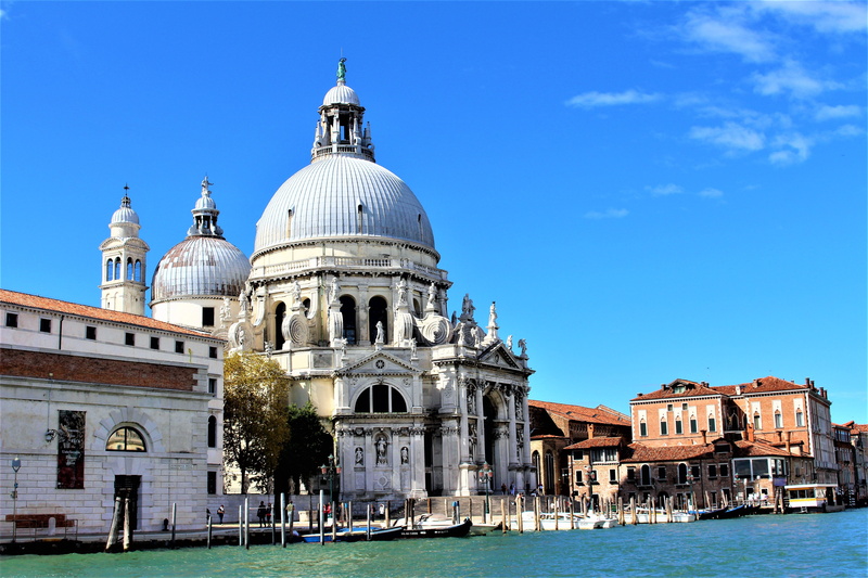 place of worship, palace, facade, historic building, outdoors, house, 5K, sky, spirituality, santa maria della salute, world, outdoor, stone, white, buildings