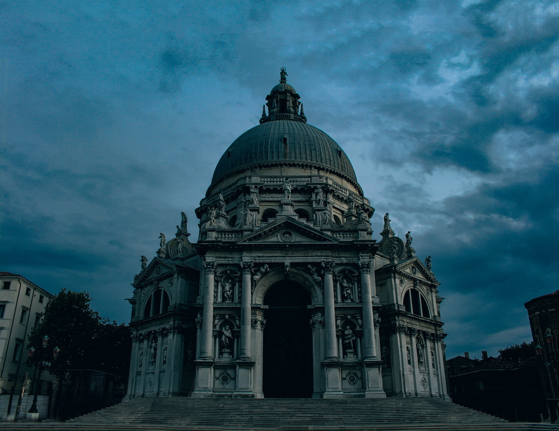 history, building exterior, dome, statue, europe, architecture, low angle view, government, outdoors, church, building, dusk, travel destinations, spirituality