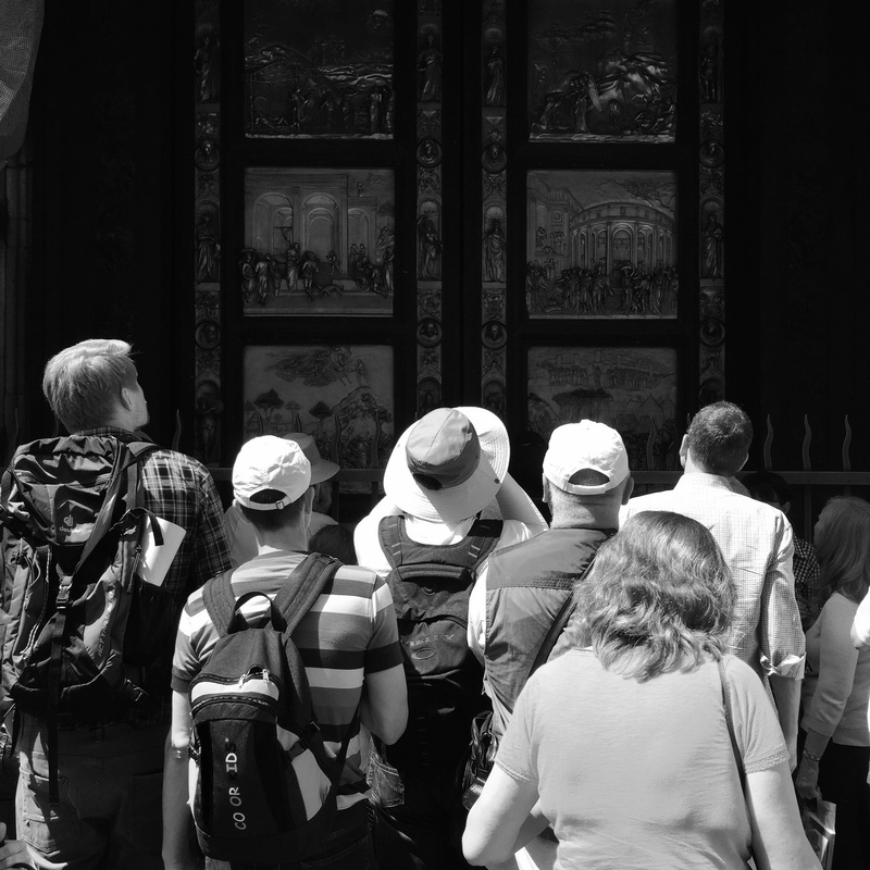 1080P, people, lifestyles, tourist, cattedrale di santa maria del fiore, group, curiosity, hat, built structure, architecture, city, guide, spirituality