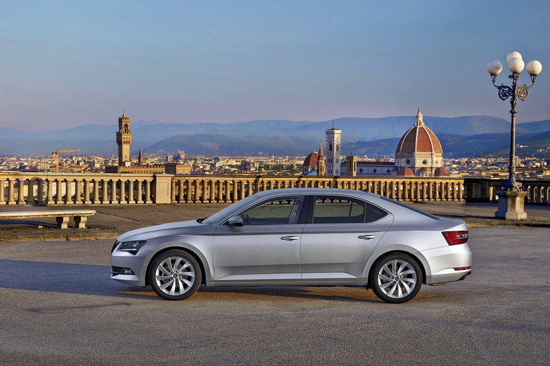 2K, Superb, profile, the fence, four-door, 2015, Italy, the sidewalk, Florence, Skoda, Tuscany, grey, sedan, Piazzale Michelangelo