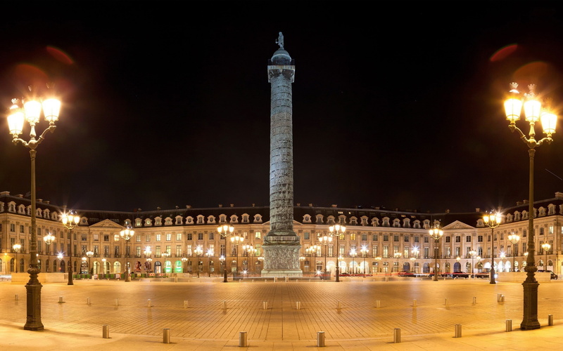 cities, tourism, vend, landscape, city, town square, building, architectural, street light, history, trajans, lighting equipment, incidental people, travel