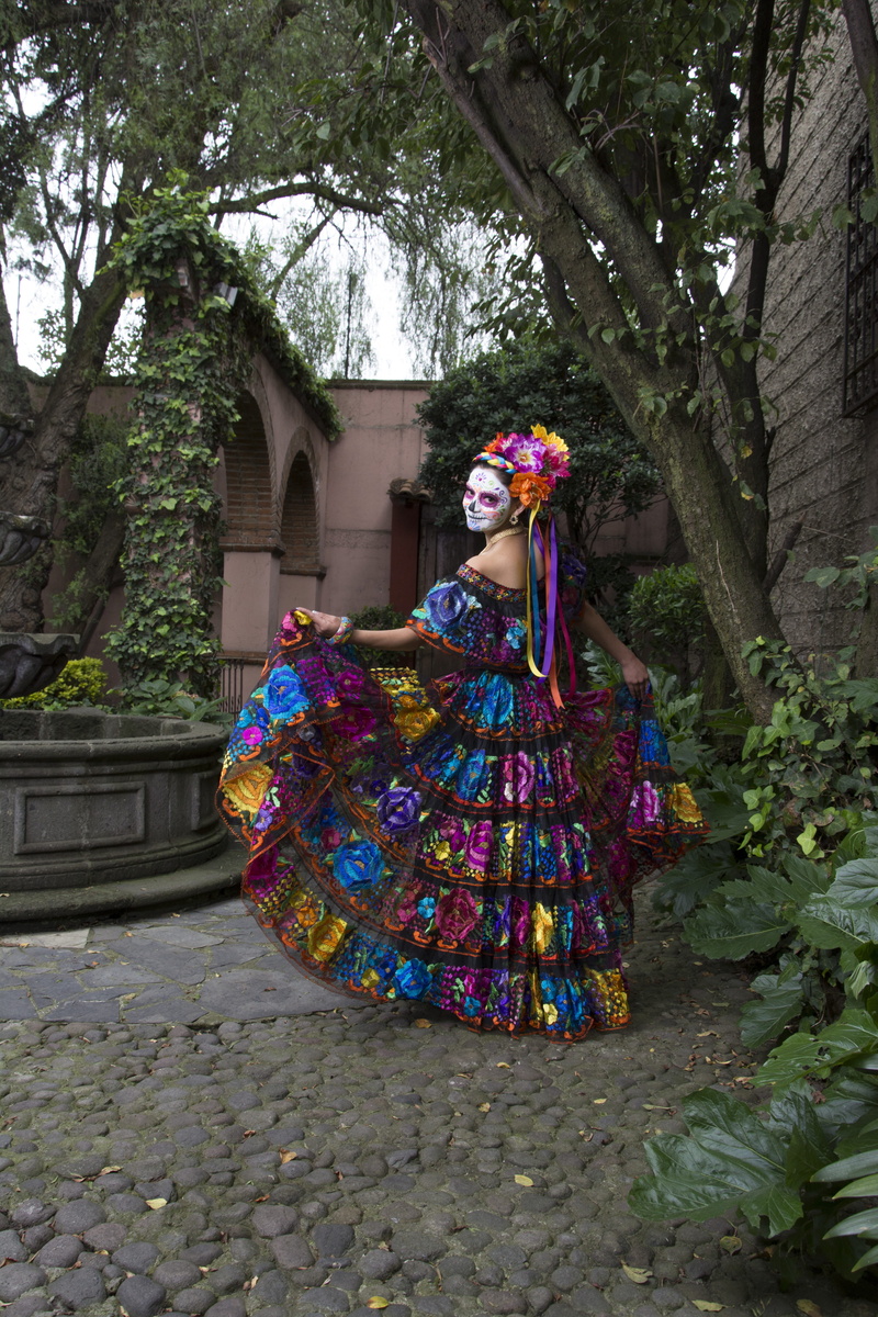 fashion, leisure activity, adult, tree, dress, outdoors, one person, young adult, plant, beautiful woman, real people, portrait, full length, catrina, lifestyles