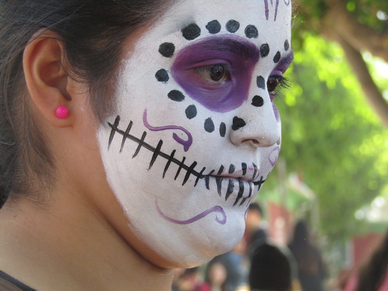 positive emotion, lifestyles, text, 2K, women, communication, diademuertos, human body part, body part, human face, smiling, party, one person, focus on foreground