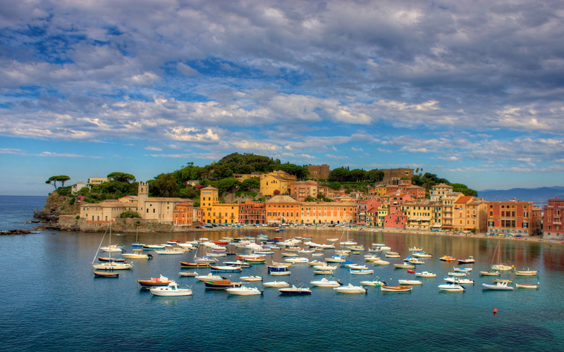 approximately, waterfront, passenger craft, travel, comune, south, water, mode of transportation, nautical vessel, yacht, built structure, building, town