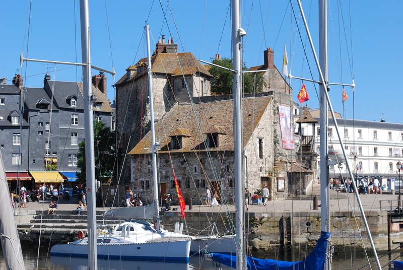 nautical vessel, outdoors, incidental people, building, browse, water, sea, port, sailboat, clear sky, wooden post, sails, honfleur, canal, rigging, pulleys