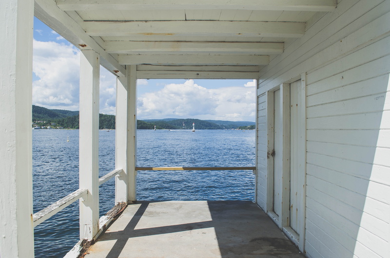 drøbak, architectural column, outdoors, transportation, old, nature, sea, mar, norway, sunlight, retro, noruega, oslo, beauty in nature, horizon, architecture