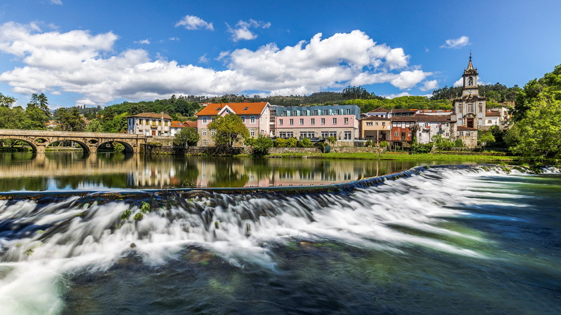 bridge, home, building, The River Vez, river, Arcos-de Valdevez, Vez River, 1080P, Portugal, Arcos de Valdevez