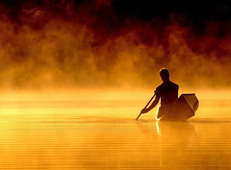 motion, sea, waterfront, beauty in nature, lifestyles, sunset, rowing, reflection, scenics - nature, boat, men, 1080P, man, night, sport, water, one person