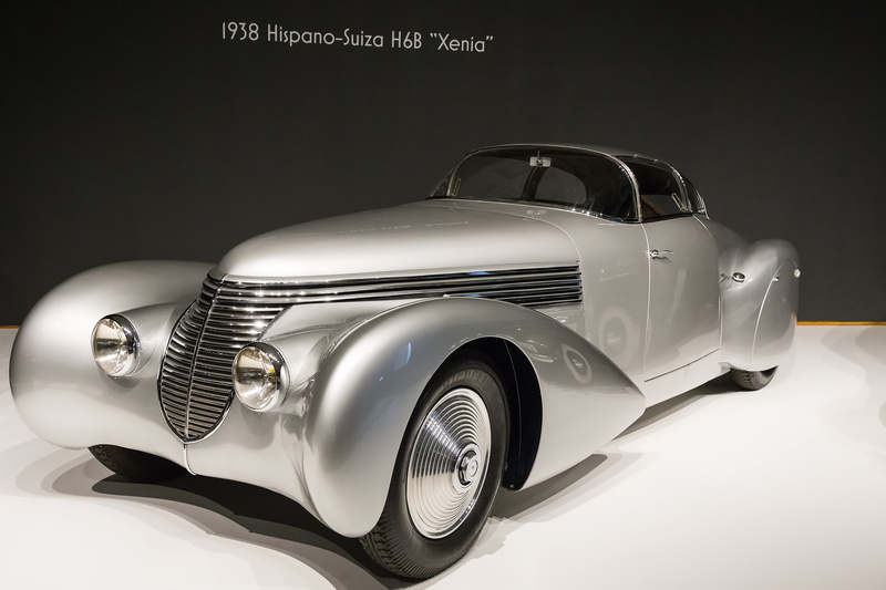 studio shot, wealth, die, toy, wheel, 5K, automobile, vintage car, chrome, metal, technology, land vehicle, art deco, car, cast, 1938 hispano-suiza h6b xenia