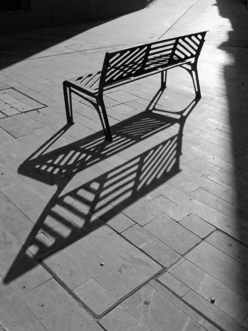 chair, seat, tiled floor, absence, day, solitaria, flooring, outdoors, consumerism, metal, no people, high angle view, 4K, paseo, baldosas, wood, sunlight