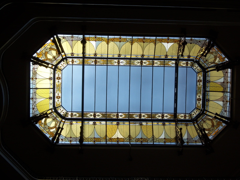 architecture, ornate, full frame, geometric shape, metal, 2K, day, yellow, window, backgrounds, directly below, shape, low angle view, Skylight, design
