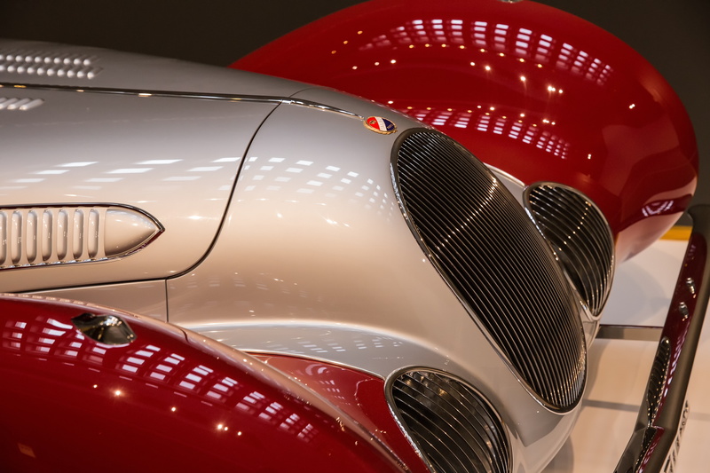 indoors, art deco, sports car, red, outdoors, luxury, lighting equipment, no people, motor vehicle, car, 5K, land vehicle, metal, 1938 talbot-lago t-150c-ss teardrop
