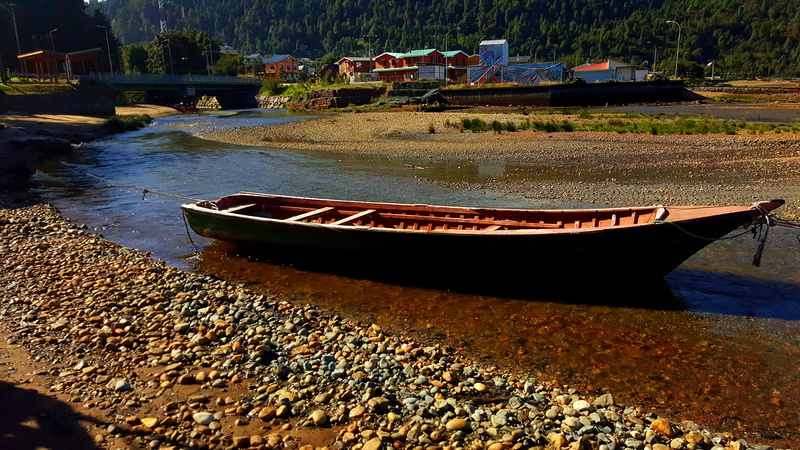 River, outdoors, nature, transportation, sunlight, high angle view, mode of transportation, plant, Boat, stones, water, no people, aysen, nautical vessel