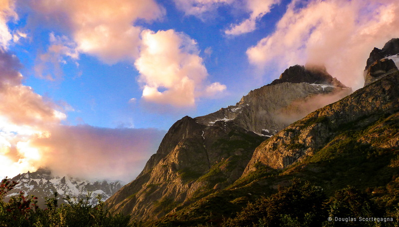 hill, landscape, scene, colours, wild, light, scenics, ceu, montanha, scenery, Torres del Paine, Sunset, montanhas, luz, colorful, clouds, mountains, rock - Object
